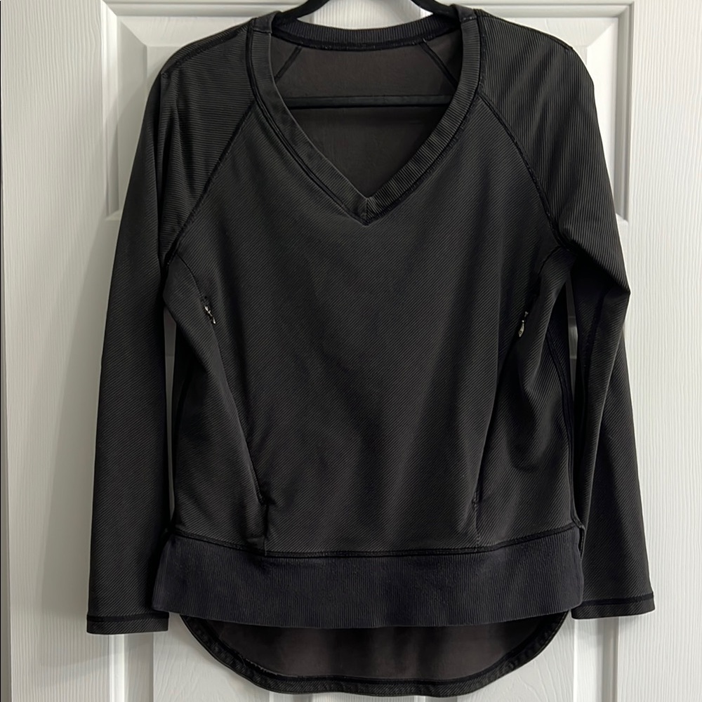 VINTAGE After Asana Lululemon v-neck sweatshirt